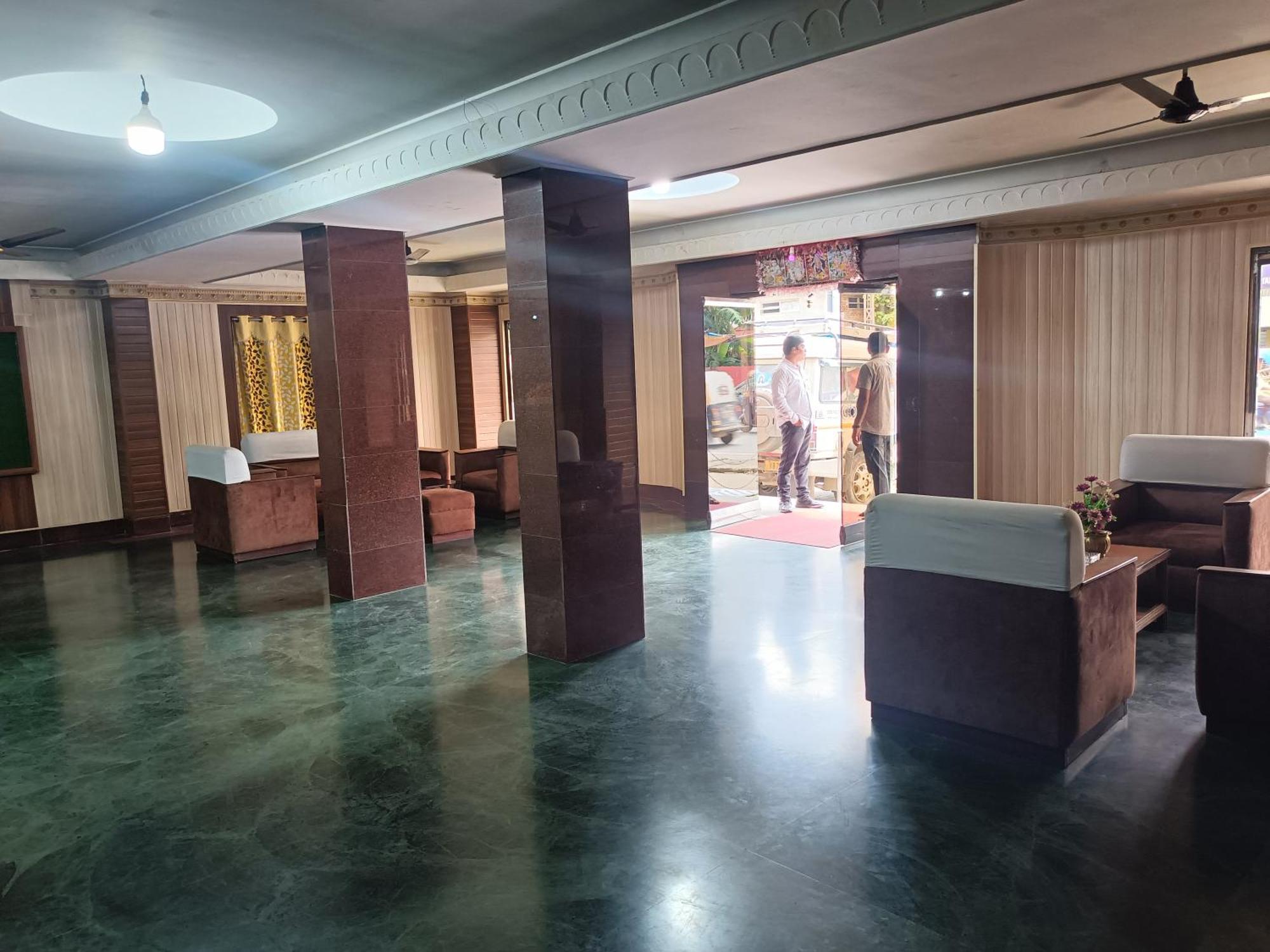 Hotel Sudakshina By Roh Silchar Ngoại thất bức ảnh