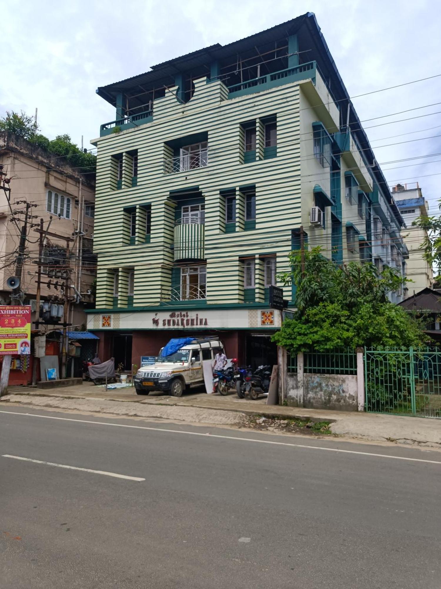 Hotel Sudakshina By Roh Silchar Ngoại thất bức ảnh