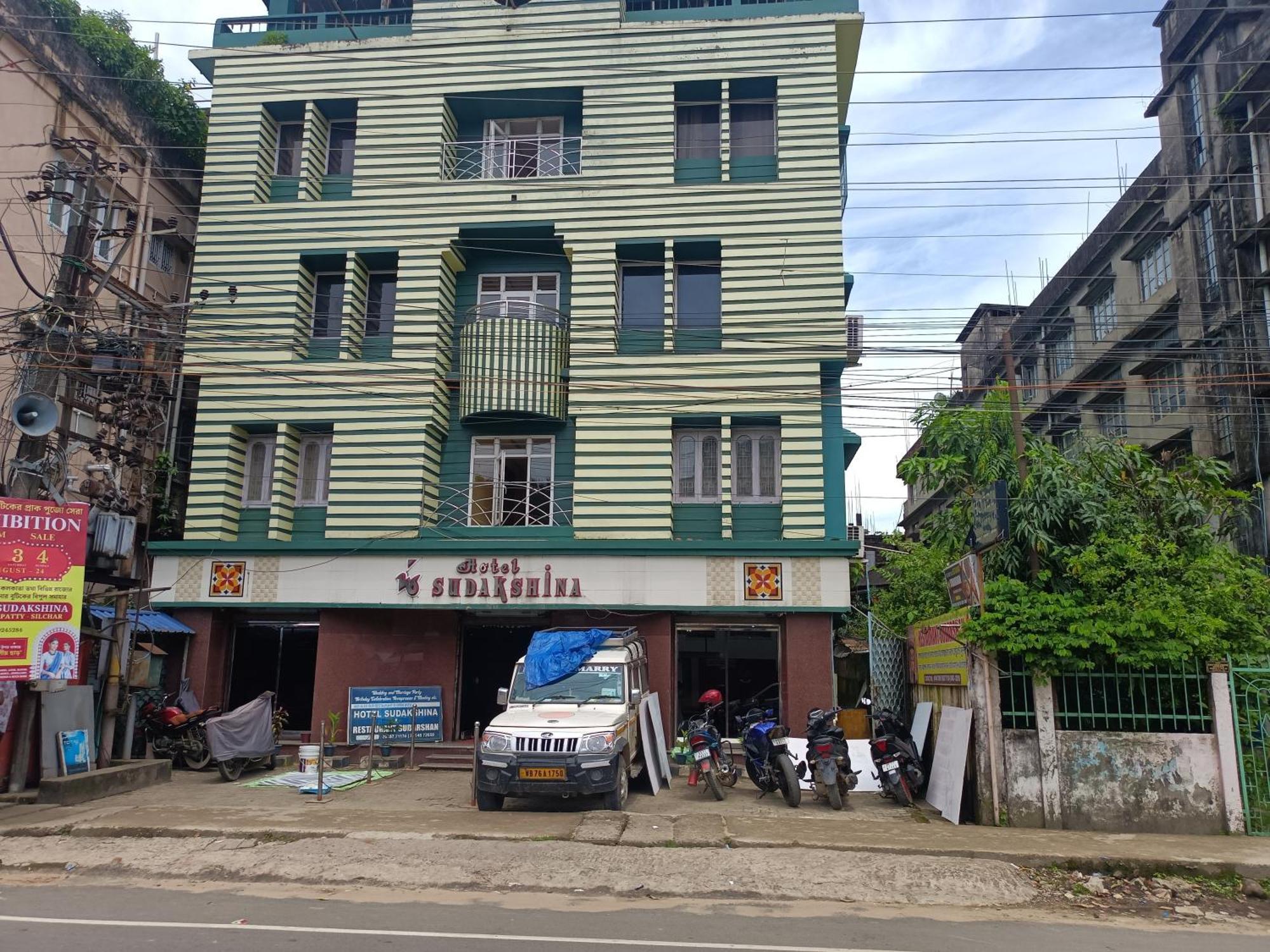 Hotel Sudakshina By Roh Silchar Ngoại thất bức ảnh