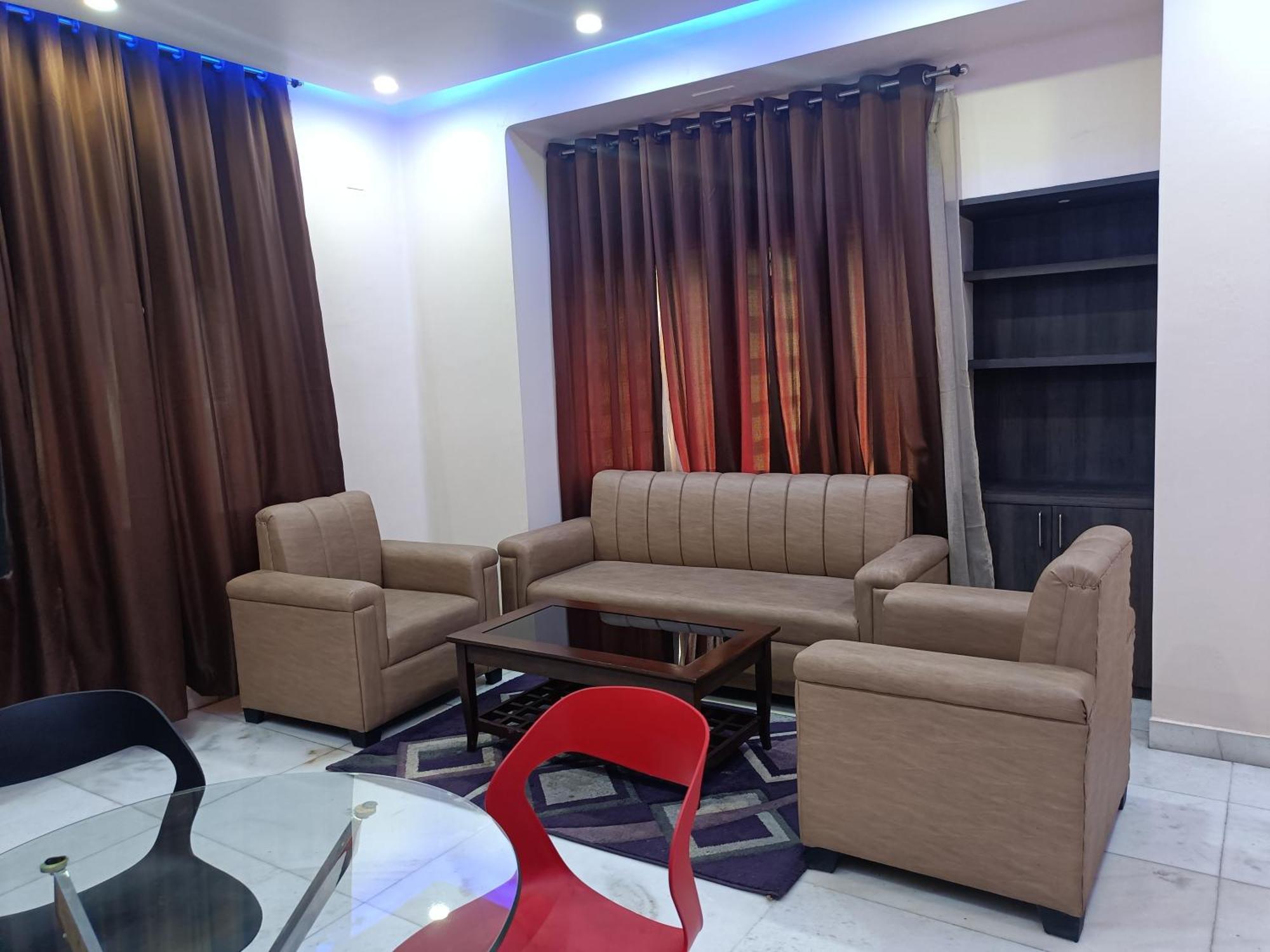 Hotel Sudakshina By Roh Silchar Ngoại thất bức ảnh