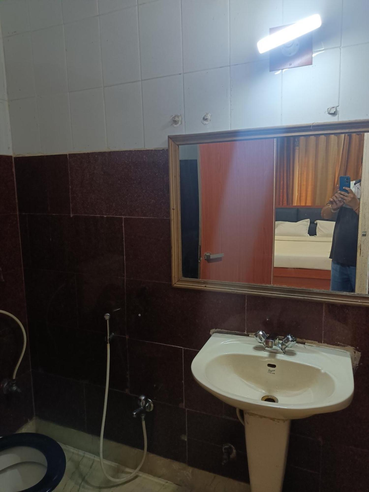 Hotel Sudakshina By Roh Silchar Ngoại thất bức ảnh