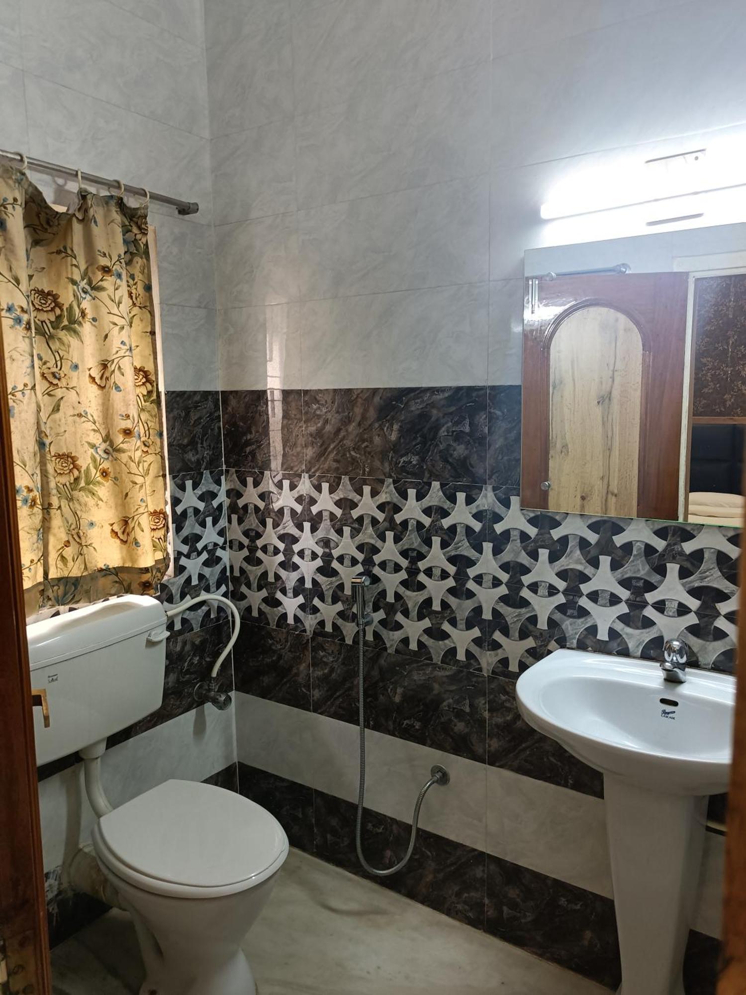 Hotel Sudakshina By Roh Silchar Ngoại thất bức ảnh